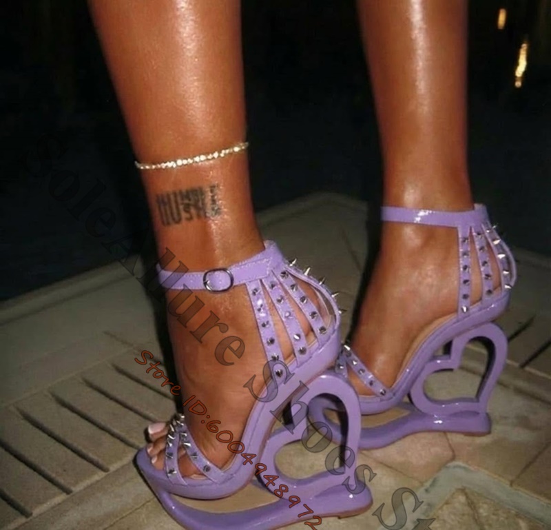 Sıcak Pembe Sivri Uçlu Çivili  - Casual Sandal Leather incelemesi ve fiyatı
